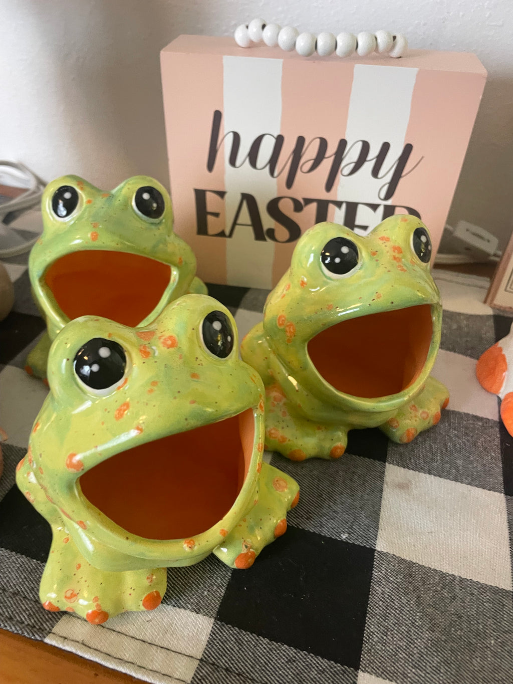 Retro, Frog Scrubby